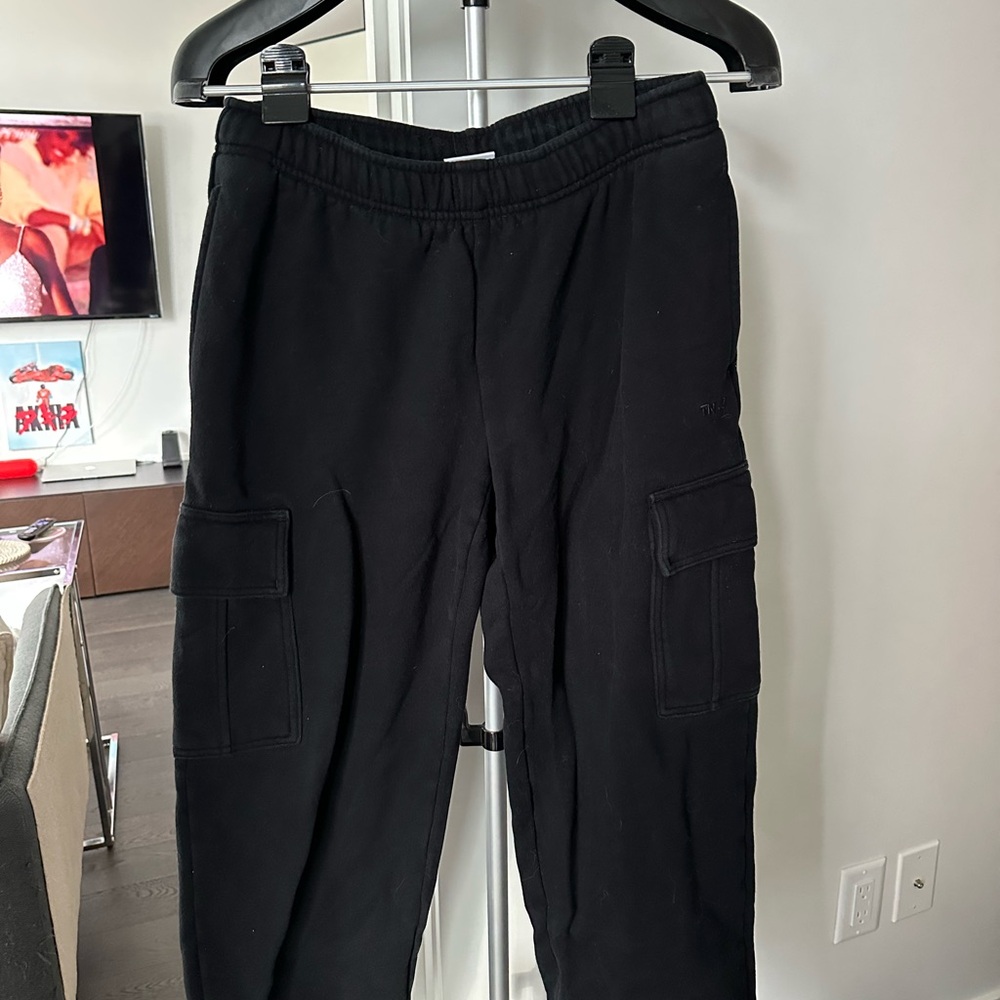 Aritzia black cargo mega sweatpants